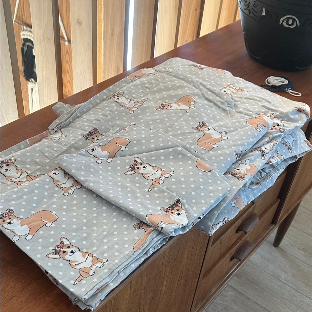 Full corgi patterned sheet set